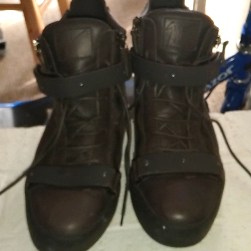 Giuseppe Zanotti, 11.5, gray